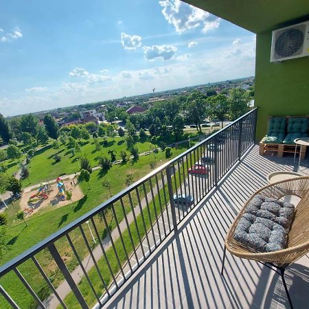 Panoramic Apartments 拉迪亚 外观 照片